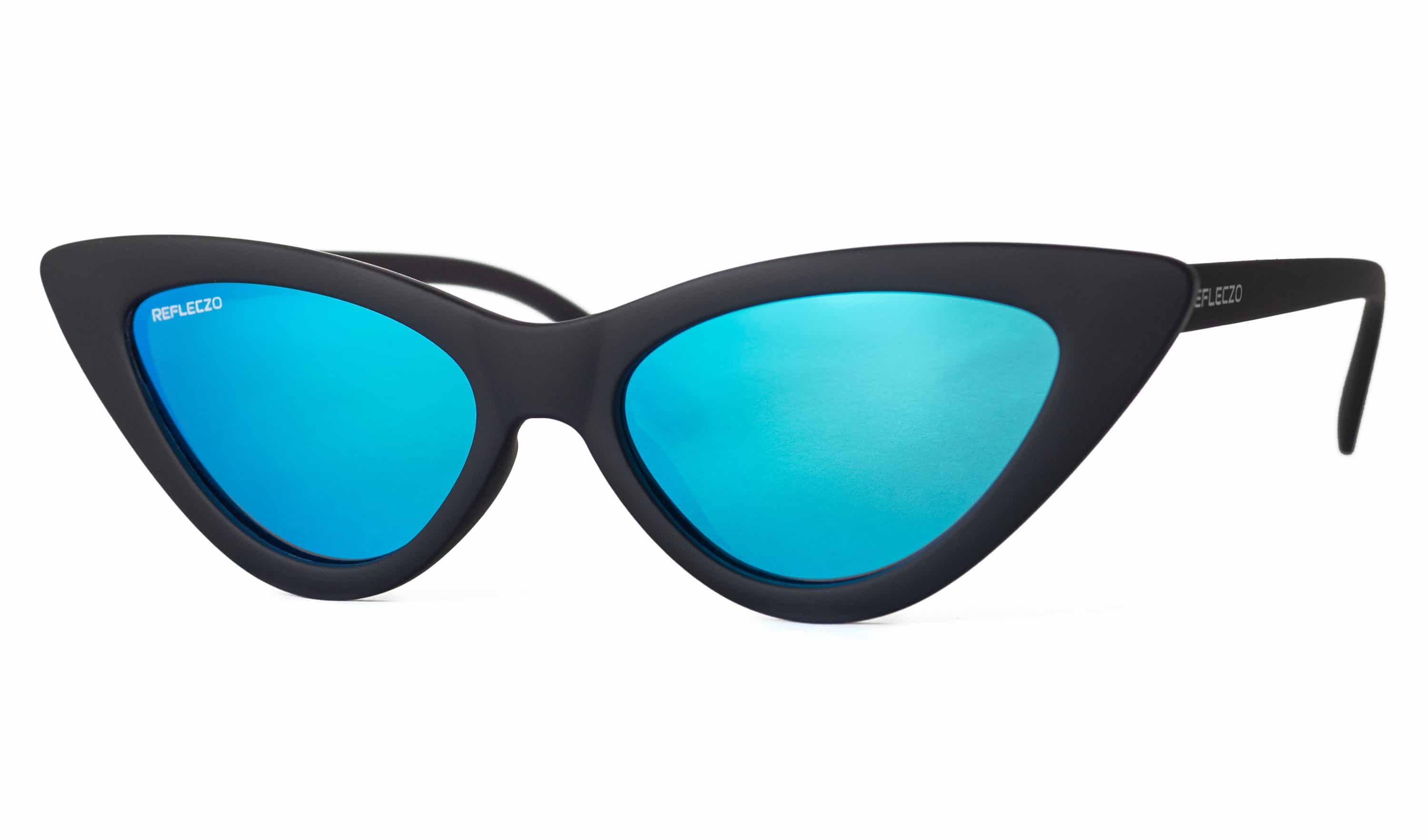 Alternative view of Kat