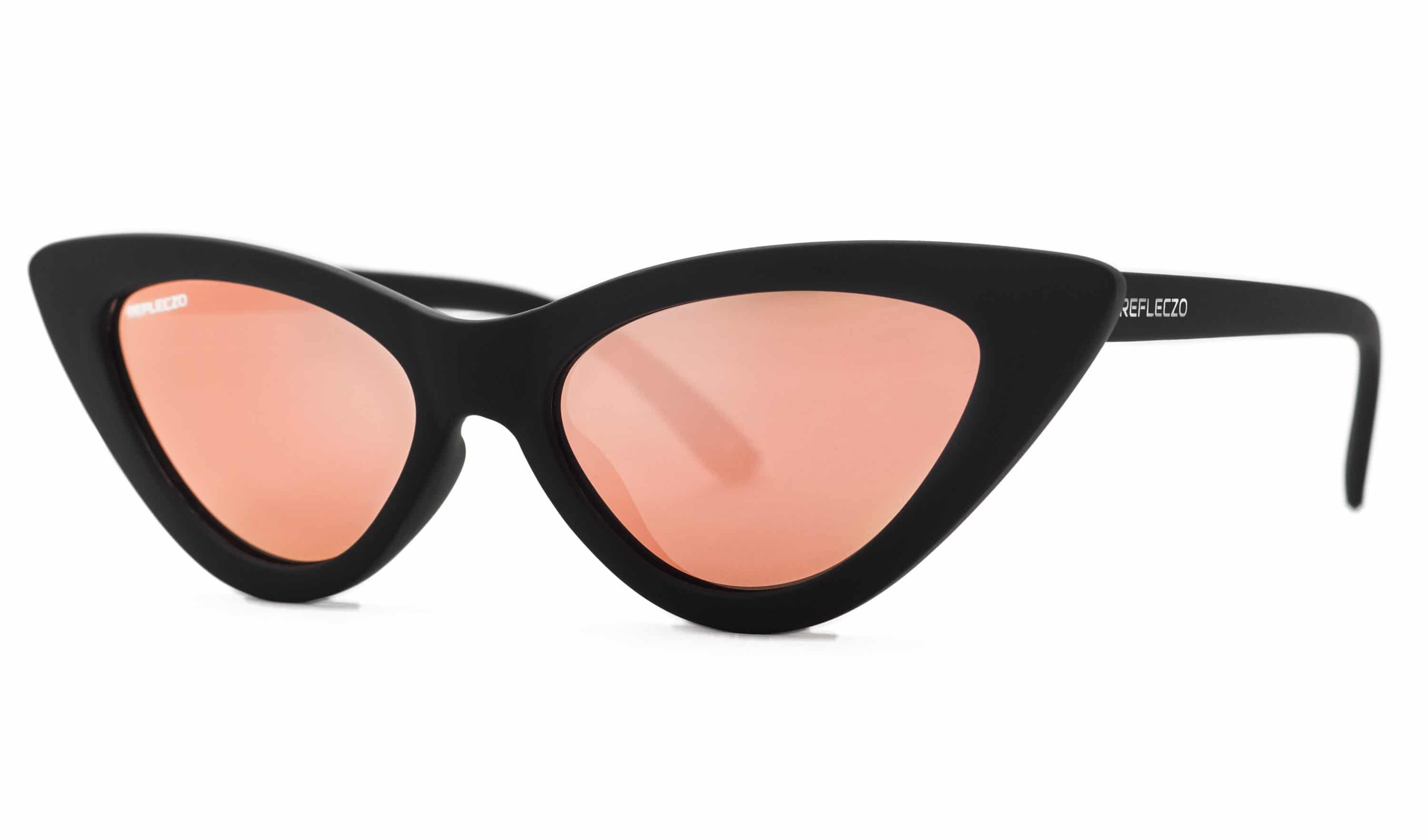 Alternative view of Kat