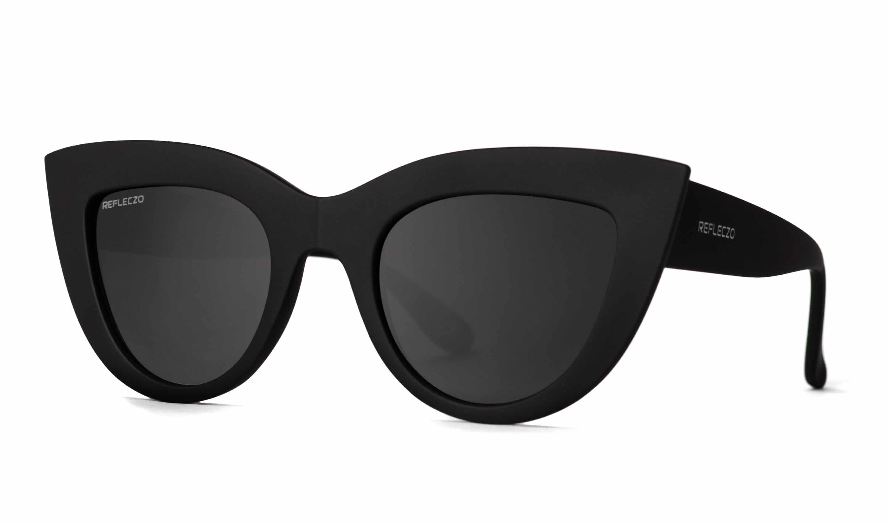 Alternative view of Donna