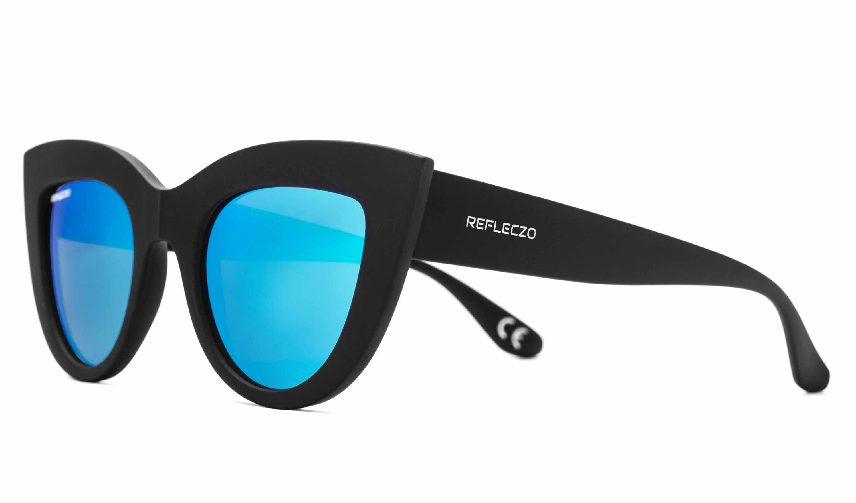 Alternative view of Donna Azuis