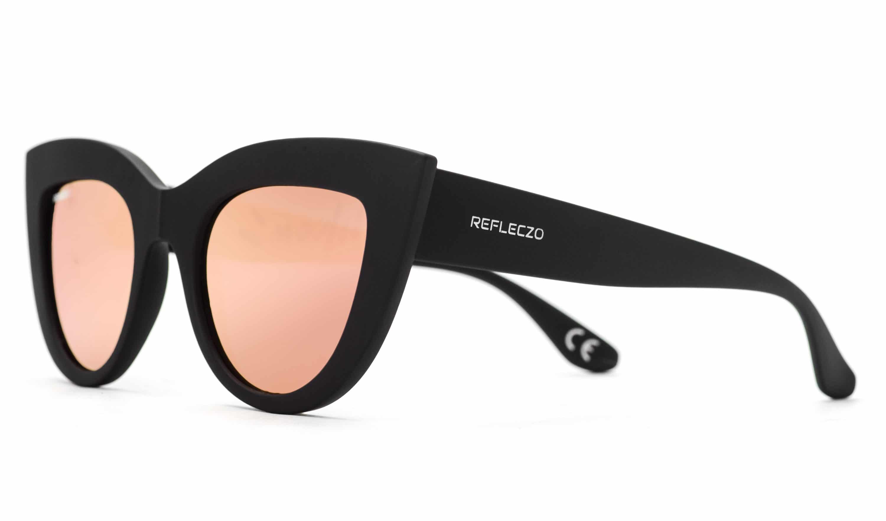 Alternative view of Donna Rosa