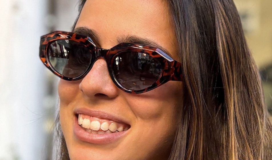 Alternative view of Aura Havana