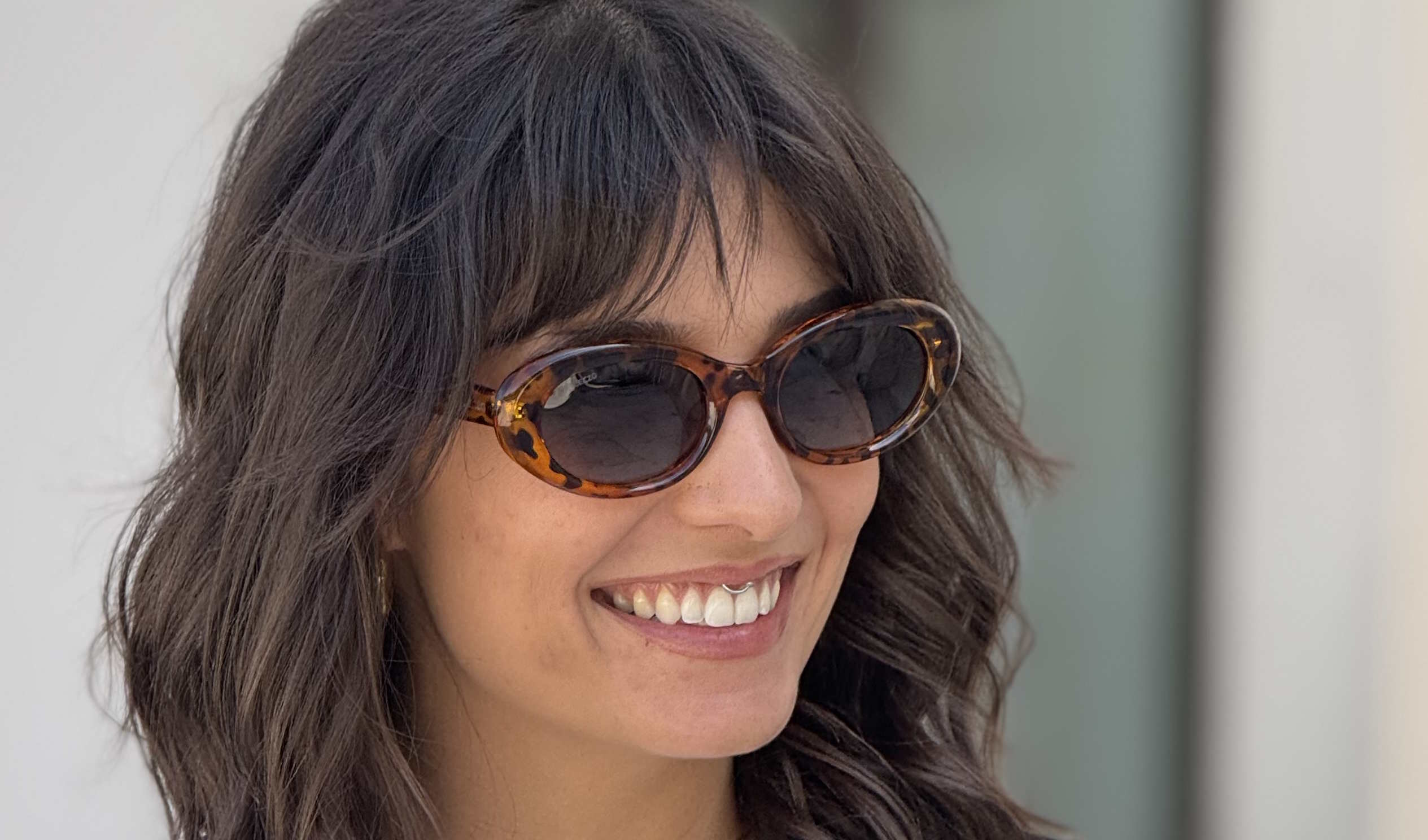 Alternative view of Debbie Havana